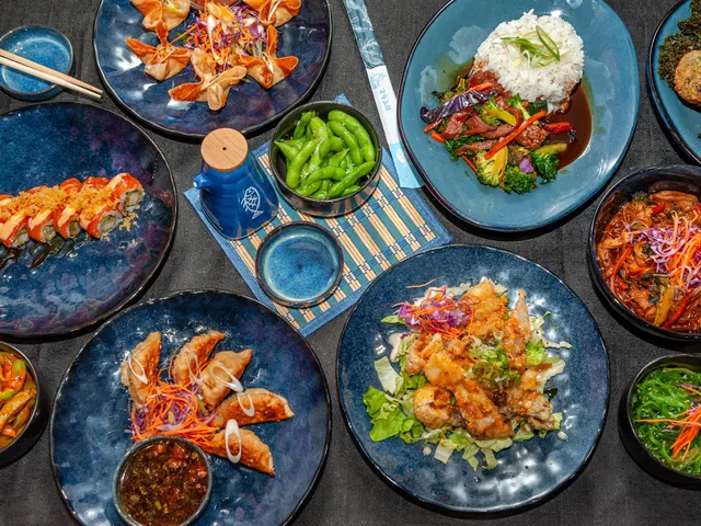 BluWave Sushi & Handroll Bar