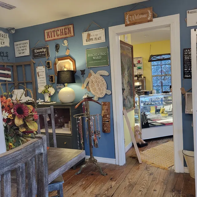 Vintage 1 Furniture and Decor