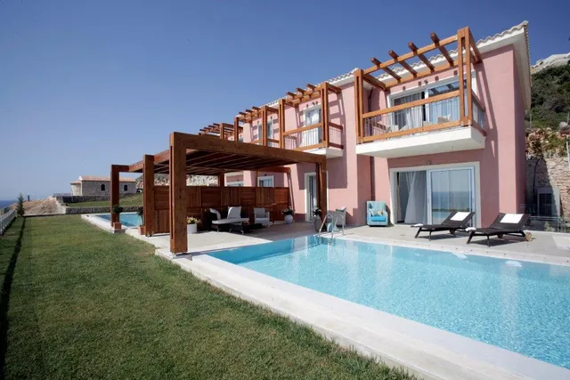 Apostolata Island Resort and Spa