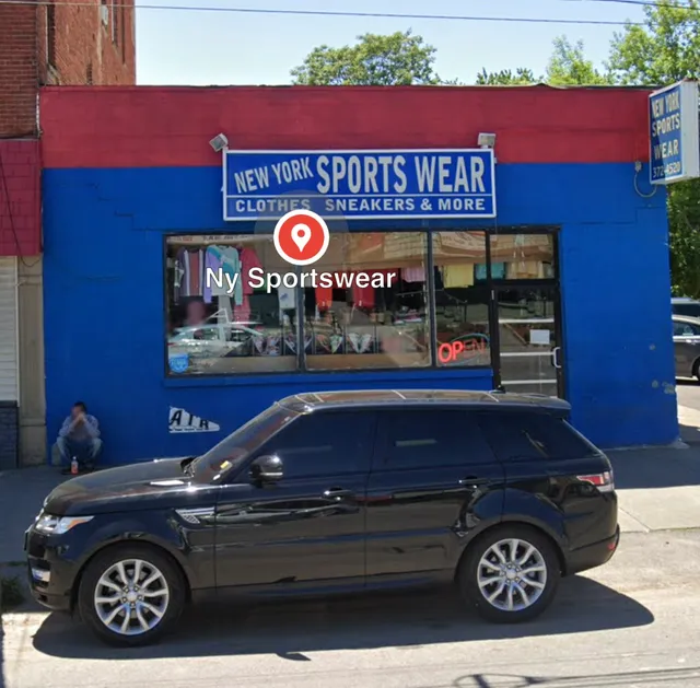 Ny Sportswear & sneakers