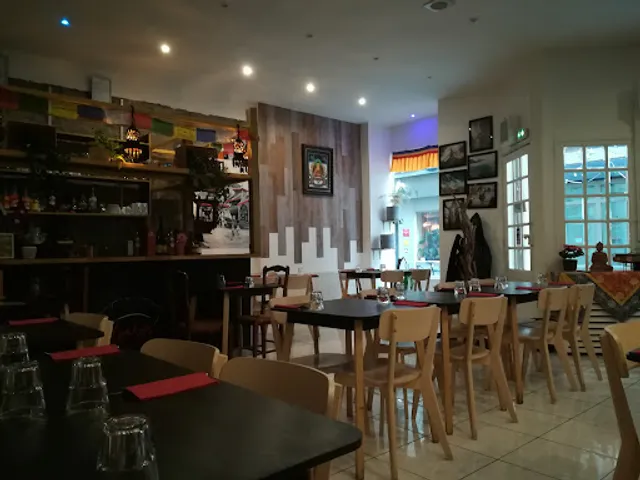 MOMOS LYON 1 (Cuisine Népalaise et Tibétain )