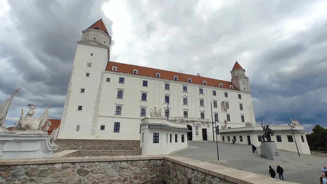 City Castle Apartments