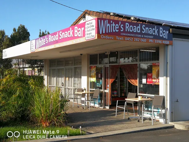 Al's Snack Bar