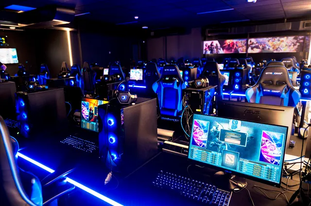 CO-OP Gaming Arena