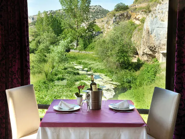 Hotel - Restaurante El Balcón del Cañón