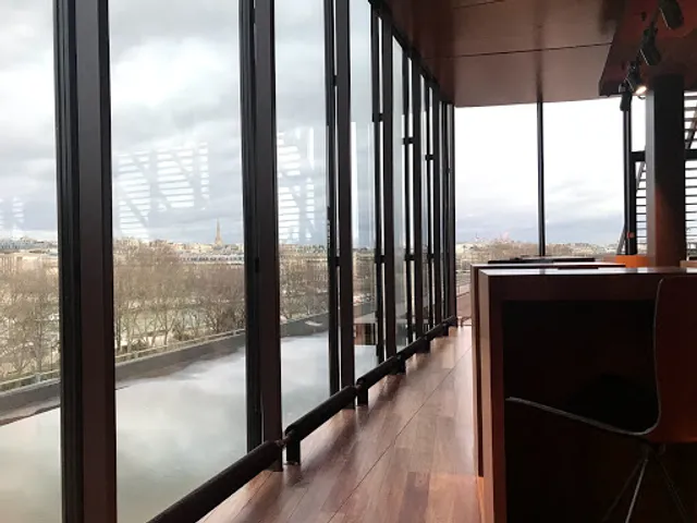 Médiathèque d'étude et de recherche