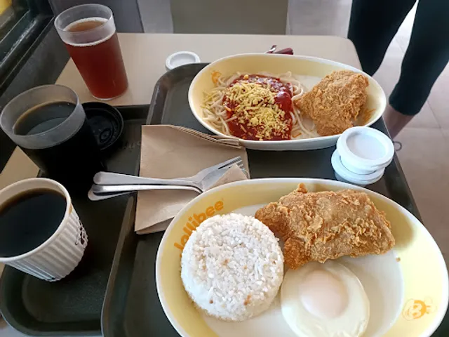 Jollibee Lucao