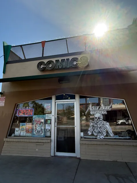 Ash Avenue Comics & Books