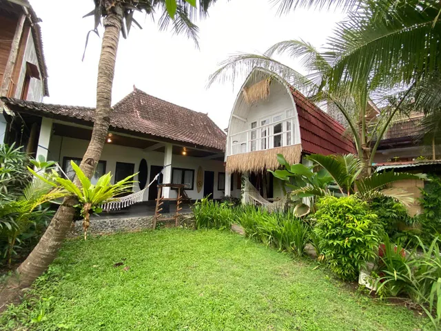 Medewi GOOD VIBEs Surf&stay