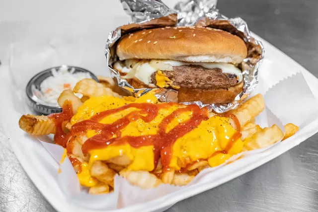 Diamante Pizzeria and Seafood House