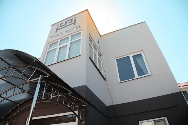 Small Hotel