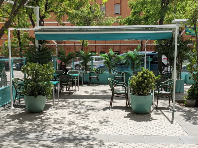 Centro Comercial Pasillo Verde