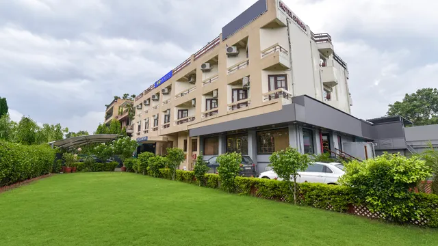 Hotel Shikha Jaipur City Centre