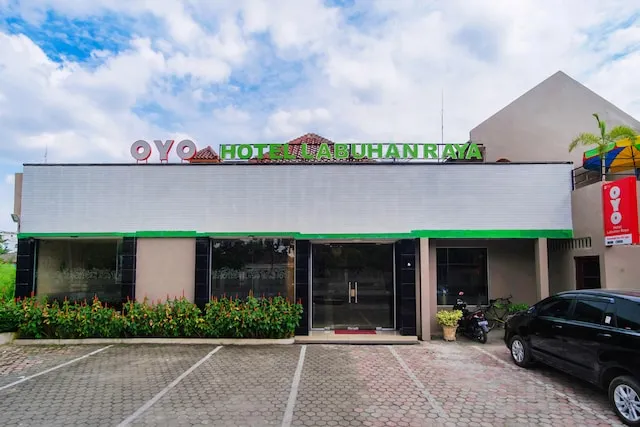 OYO 741 Hotel Labuhan Raya