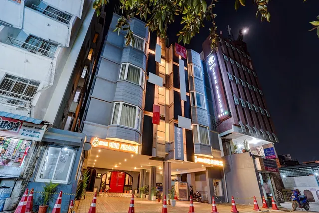 Townhouse Four Season