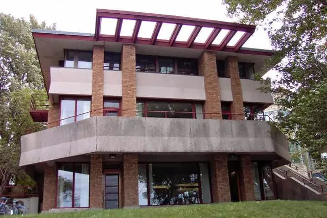 The French House, Inc.