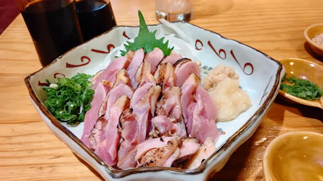 手羽先・唐あげ専門店 とり春