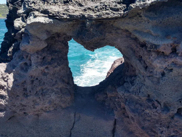Nakalele Point Lighthouse