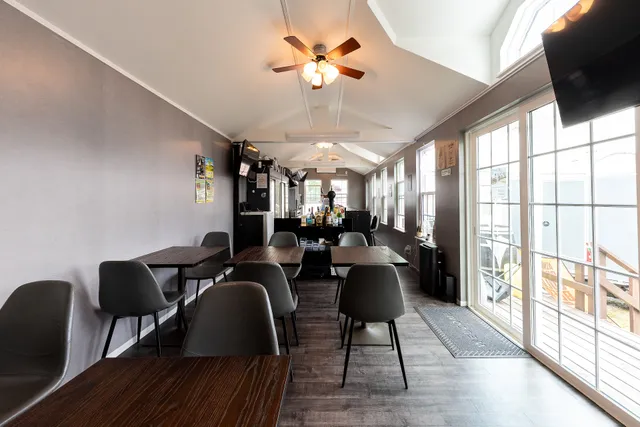 NORTHERN BREW Sports & Beer Bar