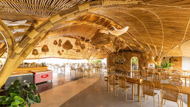 Kaomai Plamun Ampawa