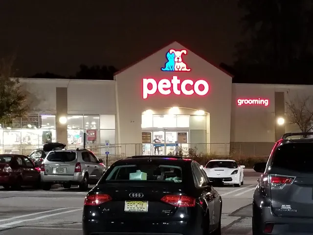 Route 22 Retail Center