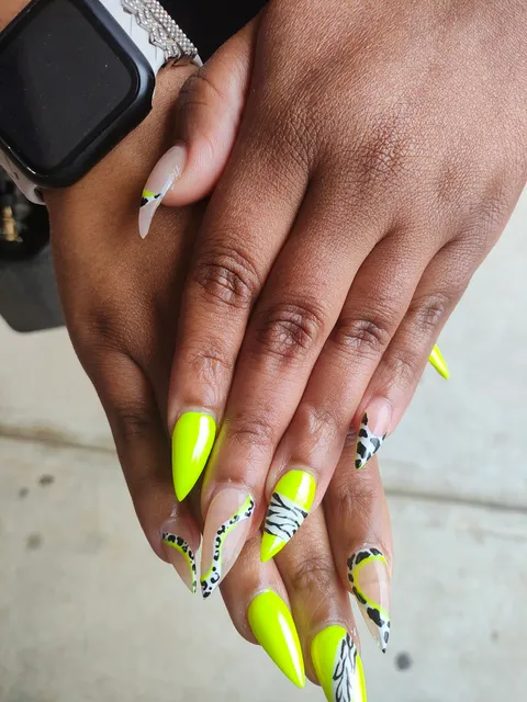 House of Fades & Styles Beauty & Barber Lounge