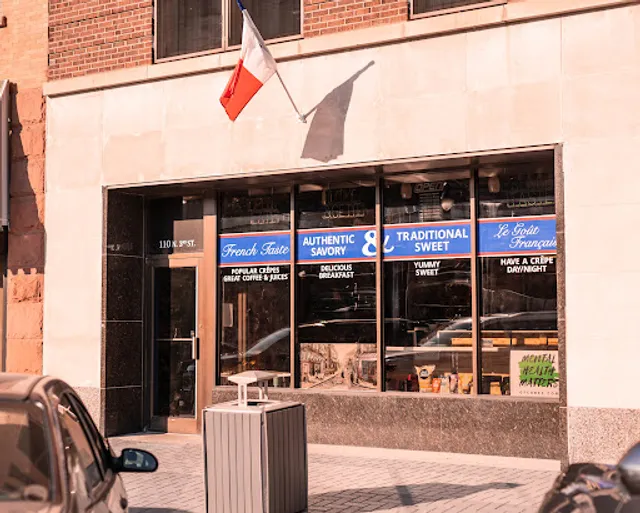 French Taste Cafe, Pastries & Sandwiches