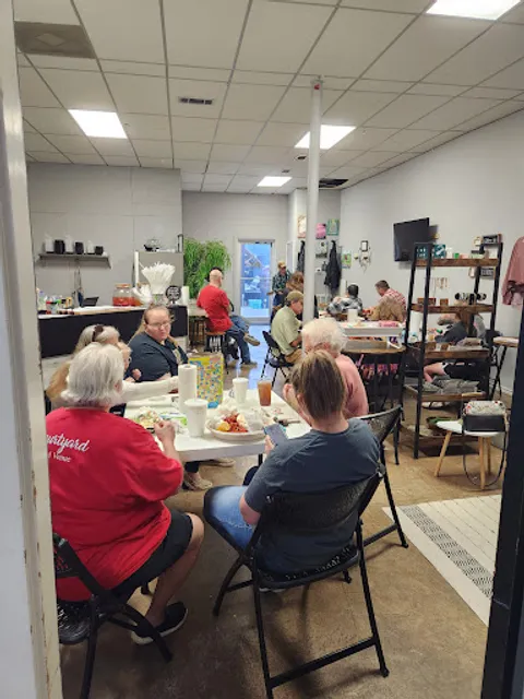 Menard's Market & Cafe