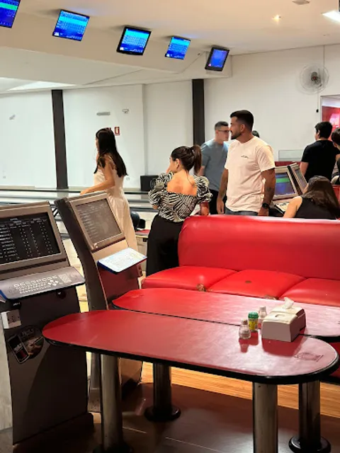 Golden Bowl Boliche | Restaurante e Bar - Marista