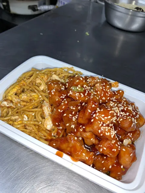 Tien Chu Chinese Kitchen