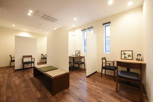 FURNITURE LOUNGE(ファニチャーラウンジ)