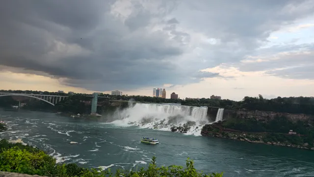 Bridal Veil Falls Viewing Location