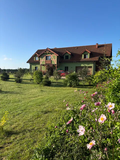 Dom pod Srebrnym Żurawiem. Agroturystyka u Anglika