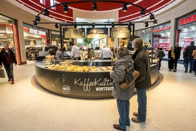 Biener Landbäckerei Wintering – Café in Lingen (Großes Café oben im Lookentor)