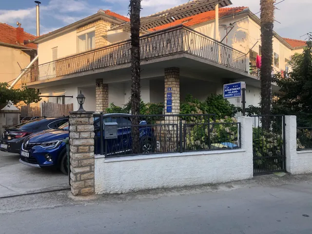 Apartmani VLADO - Sukošan