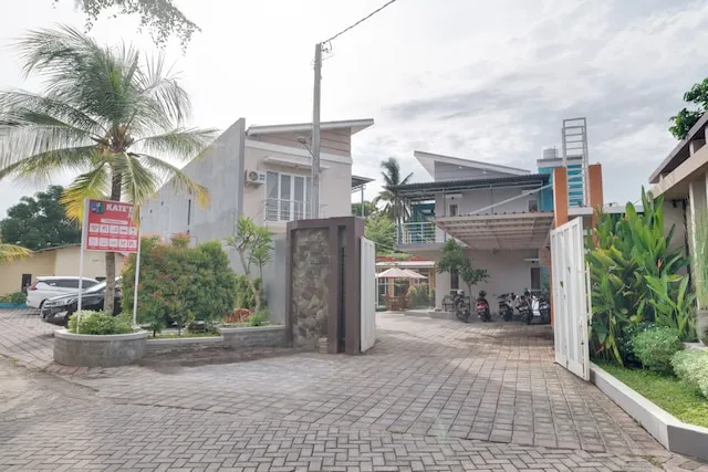 SUPER OYO 1579 Kate'el Inn