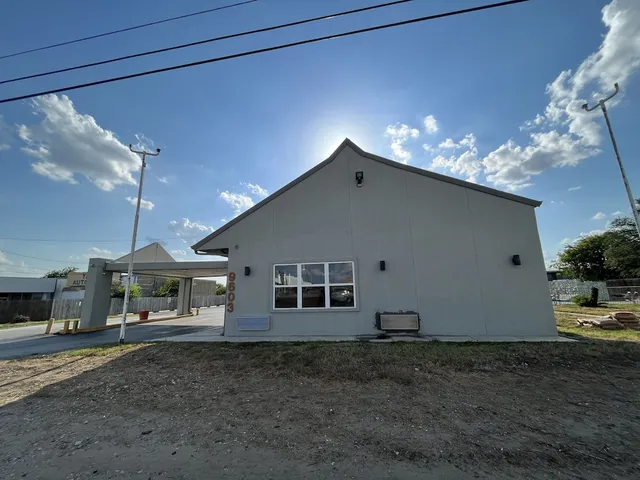 Mid Towne Inn & Suites