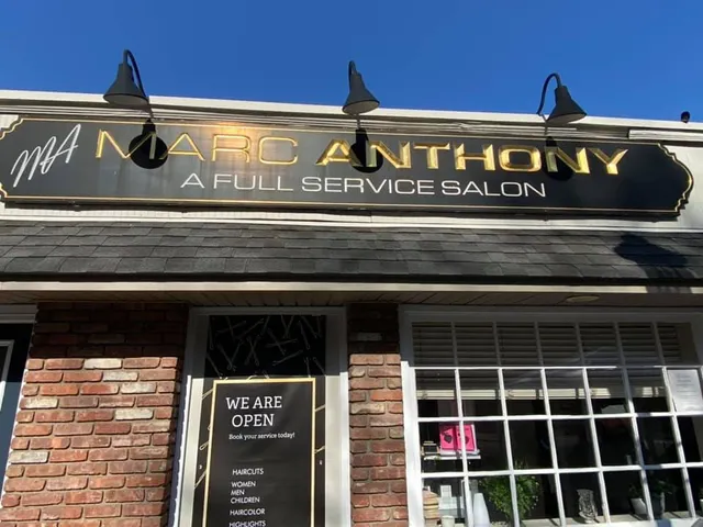 Marc Anthony Salon