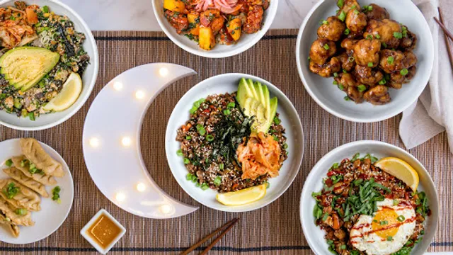 moonbowls (Healthy Korean Bowls- Long Beach)