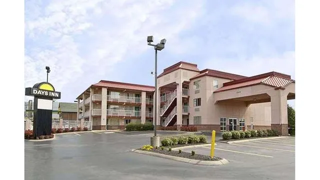 Days Inn by Wyndham Nashville Airport