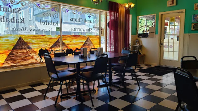 Pyramids Cafe Mediterranean Cuisine