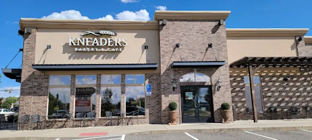 Kneaders Bakery & Cafe