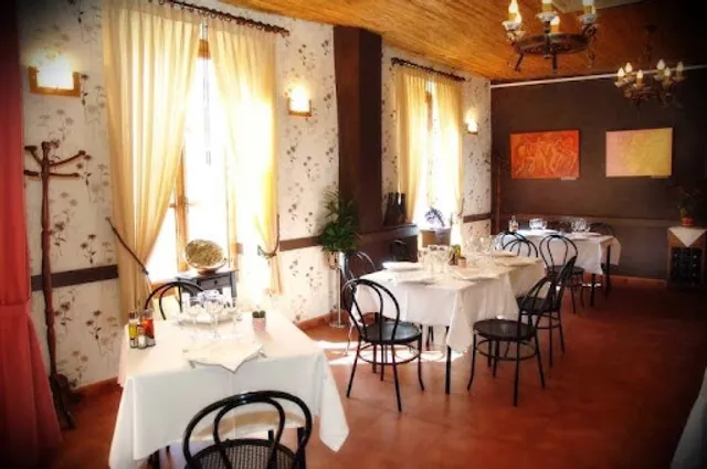 La Farola Restaurant