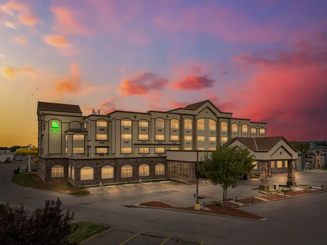 Holiday Inn Lethbridge by IHG