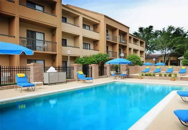 Courtyard by Marriott Dallas Plano Parkway at Preston Road