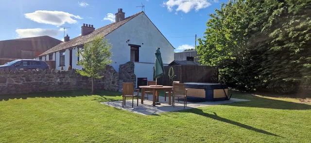 Solid Luxury Head Office