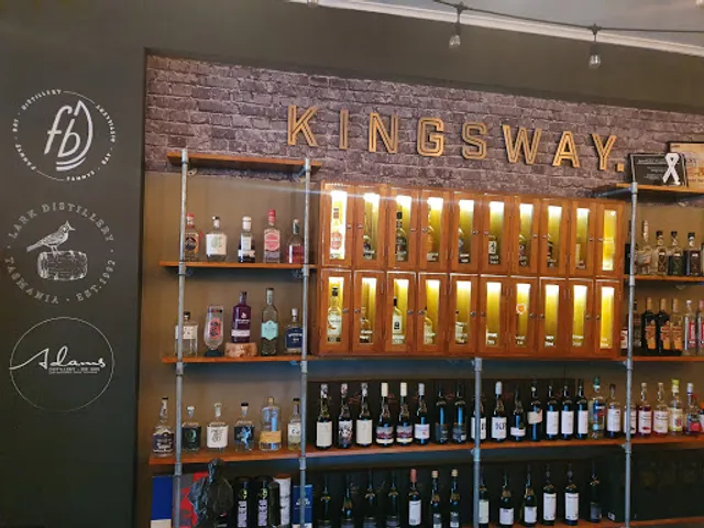 Martinis Cocktail Lounge