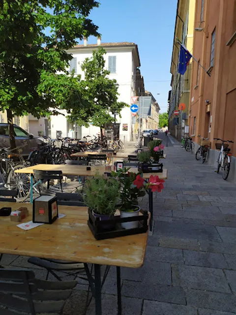 BARETTOSANVINCENZO,EDICOLA ANCHE VEGANO E VEGETARIANO