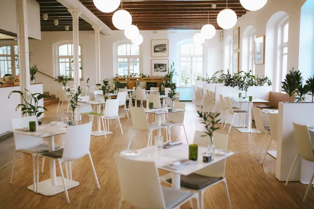 Café | Restaurant VÁCLAV