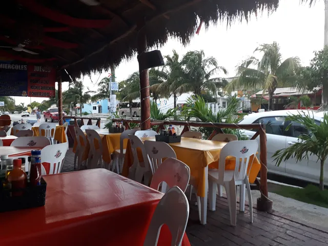 MARISQUERIA EL MUELLE
